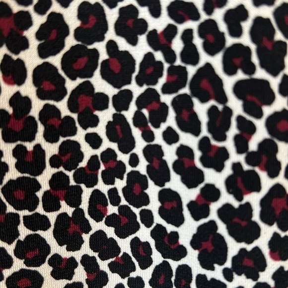 🔥Michael Kors Animal Print Blouse🔥 - Picture 6 of 6